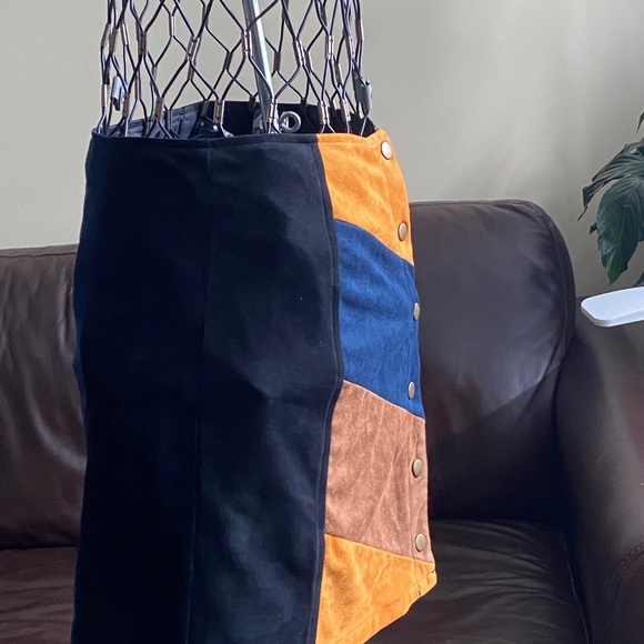Lunik Perseus Color Block Chevron Suede Skirt Size L - Navy, Black, Ambe… - Picture 4 of 12